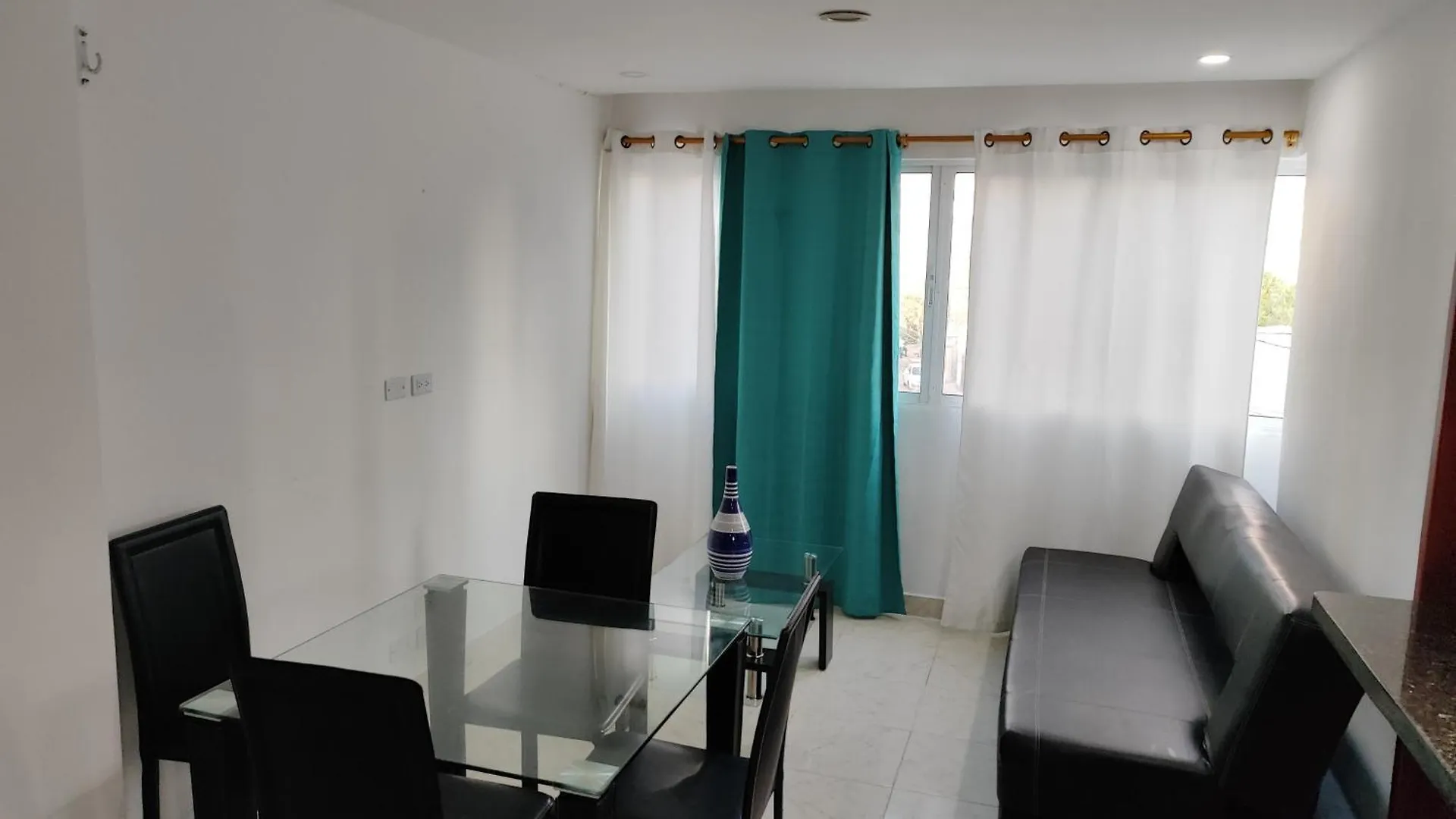 Apartamentos Los Manglares Marbella Cartagena