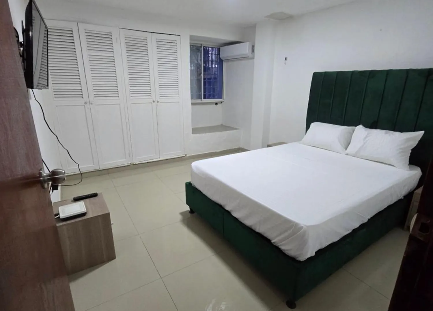 Apartamentos Los Manglares Marbella Cartagena Apartment